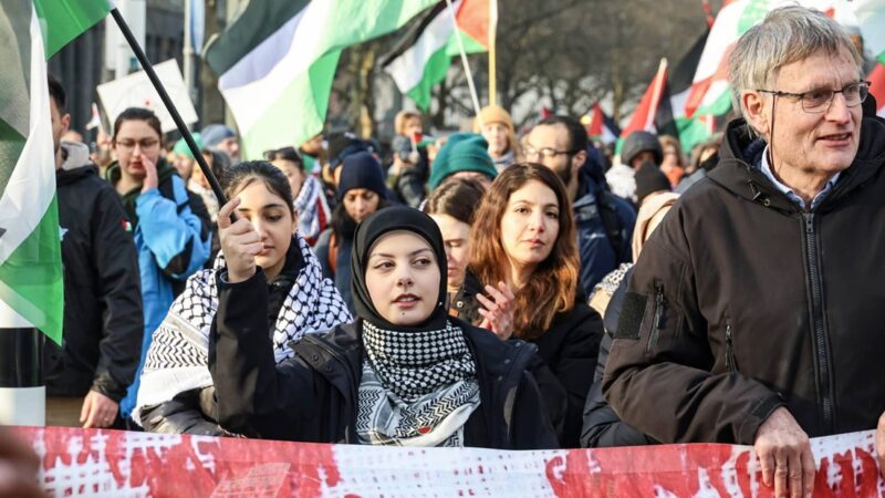 همگرایی رادیکال چپگرایان و اسلامگرایان